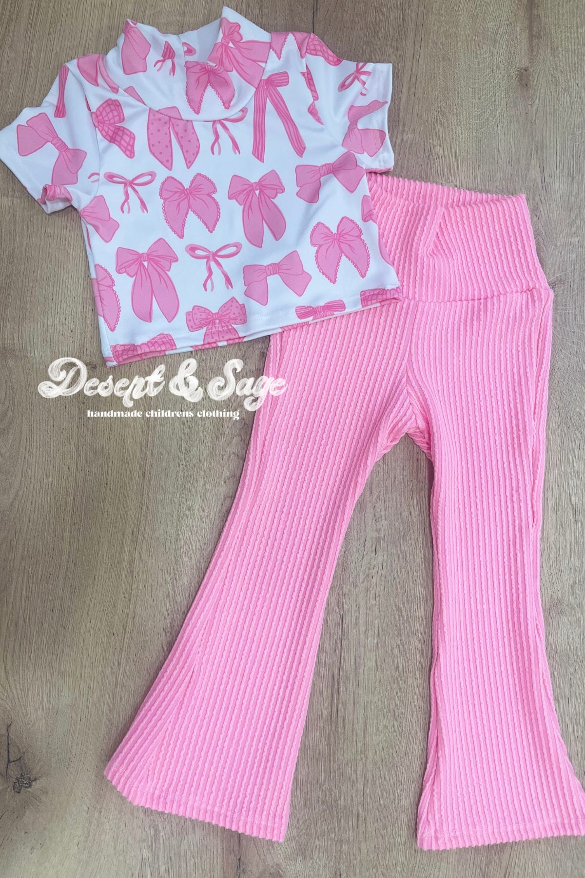 2T RTS Bows Mock Crop T + Flares